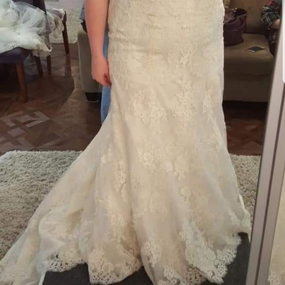 Allure Bridal Wedding Gown #9309 - Picture 2 of 4